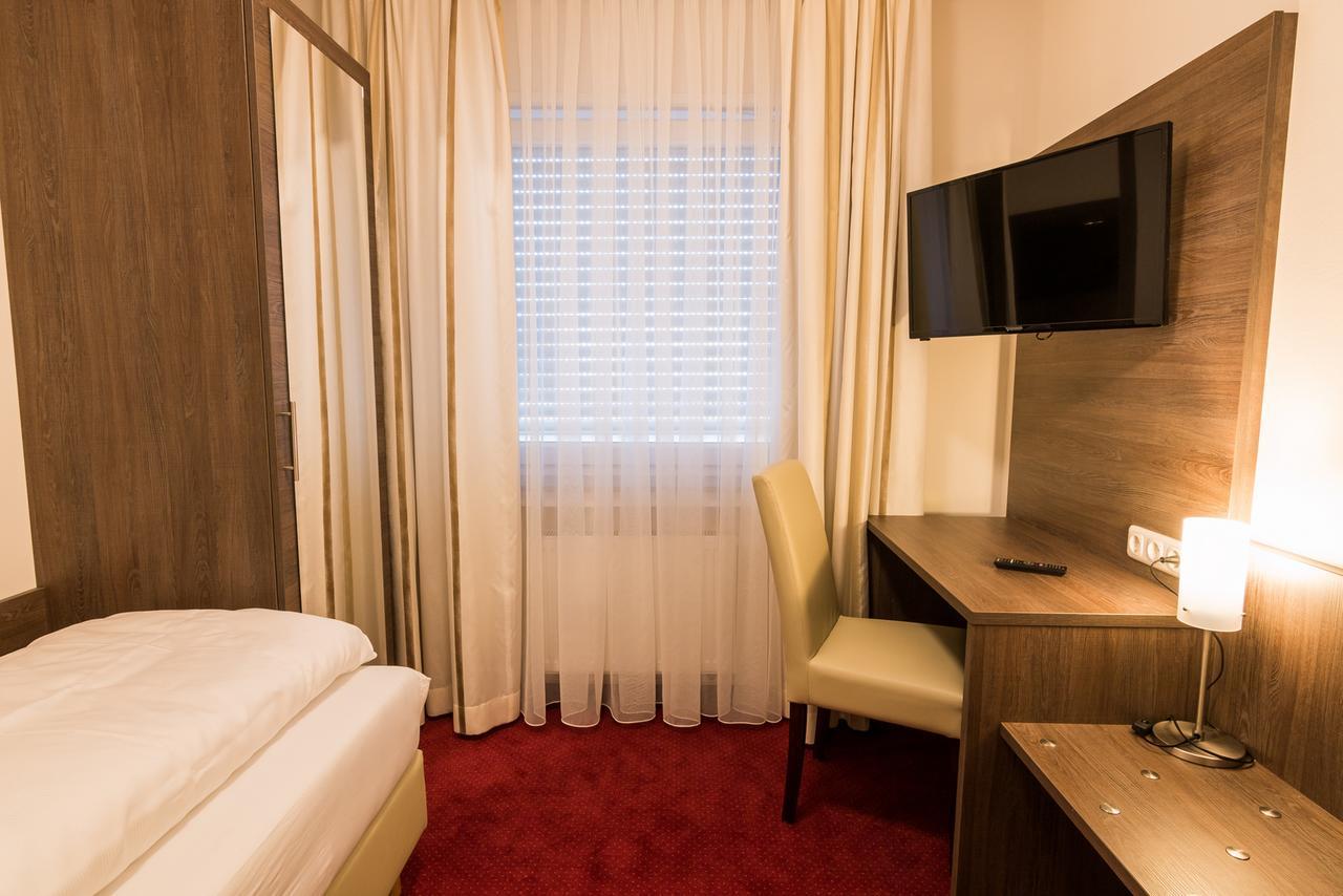 Hotel Restaurant Jaegerhof كيربن المظهر الخارجي الصورة